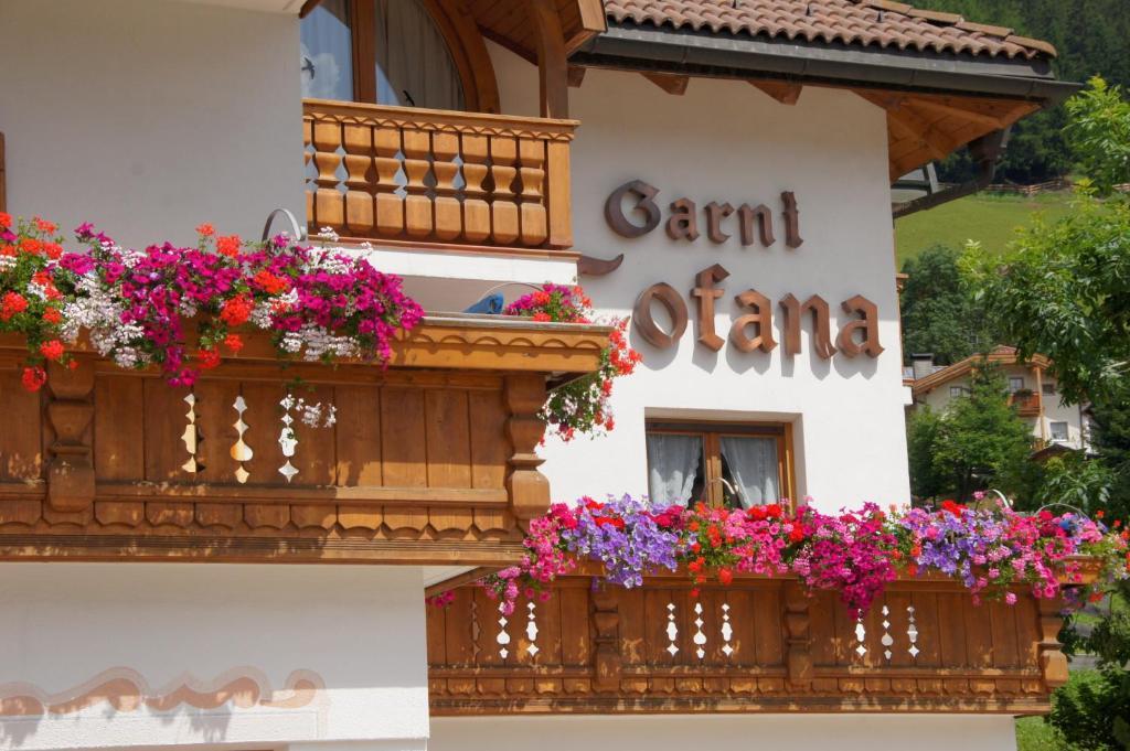 Hôtel Garni Tofana à Corvara In Badia Extérieur photo